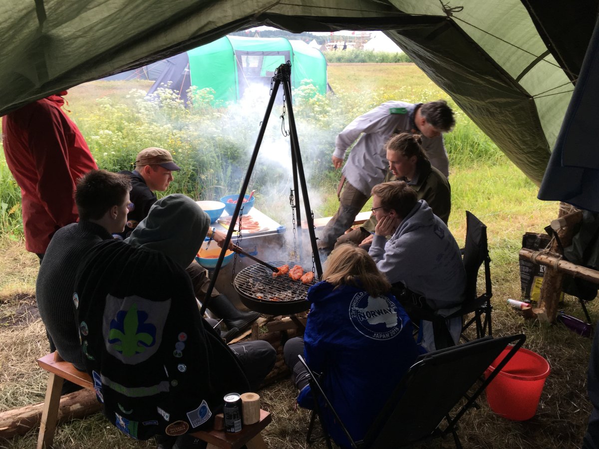 Vi er i gang igjen...